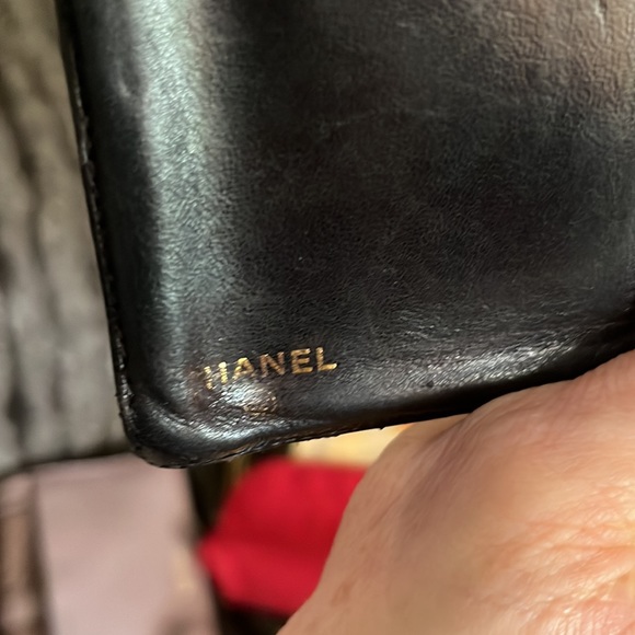 Chanel classic short kiss lock caviar wallet - Picture 5 of 14